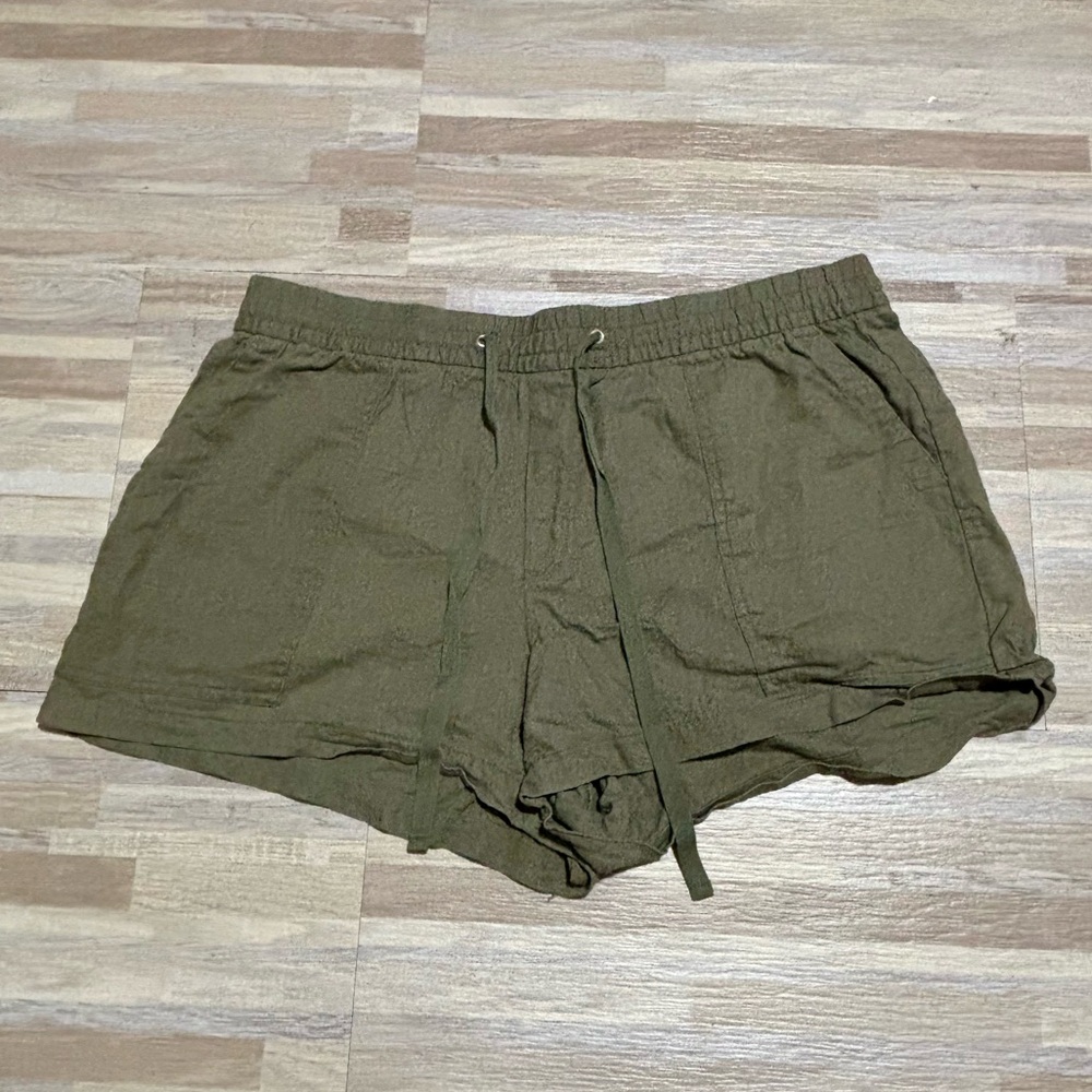 GAP Sage Green Linen Shorts